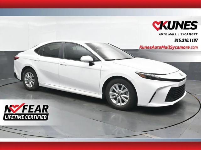 2025 Toyota Camry LE for sale in Sycamore, IL