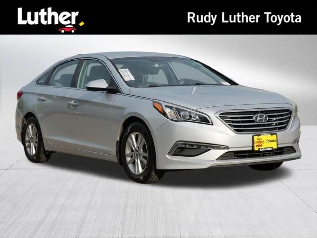 2015 Hyundai Sonata SE for sale in Minneapolis, MN