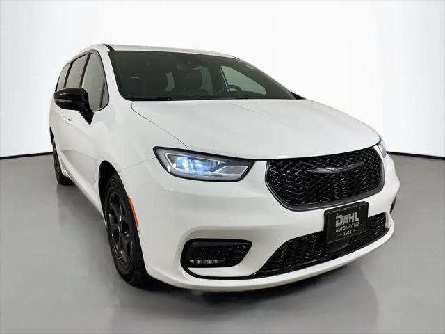 2024 Chrysler Pacifica Hybrid S Appearance Pkg for sale in La Crosse, WI