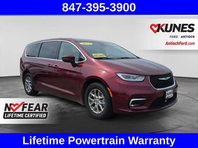 2023 Chrysler Pacifica Touring L for sale in Antioch, IL