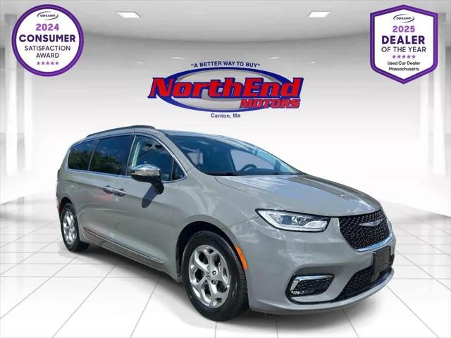 2023 Chrysler Pacifica Limited for sale in Canton, MA