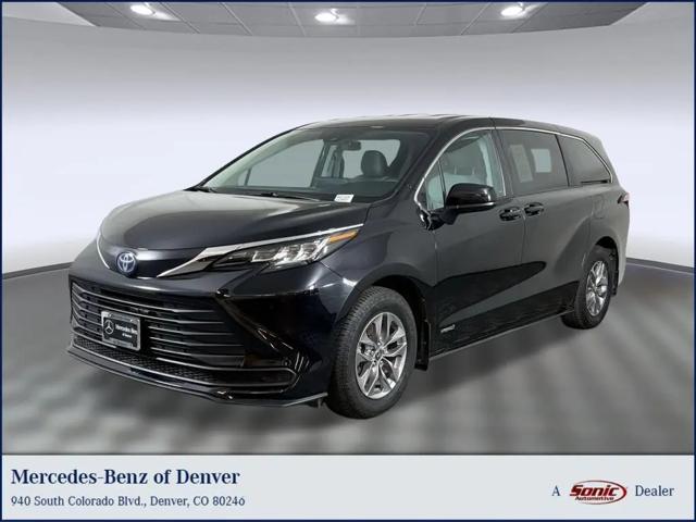 2021 Toyota Sienna LE for sale in Denver, CO