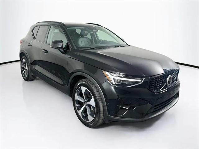 2026 Volvo XC40 Plus, B5 AWD Gas (mild hybrid), Dark for sale in Grand Prairie, TX