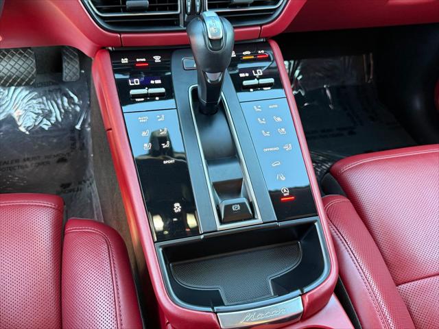2024 Porsche Macan T