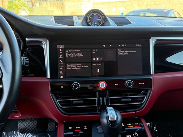 2024 Porsche Macan T