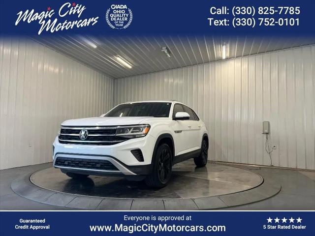 2022 Volkswagen Atlas Cross Sport 2.0T SE w/Technology for sale in Barberton, OH