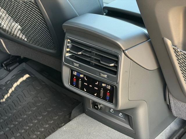 2026 Audi Q8 Premium Plus 55 TFSI quattro Tiptronic