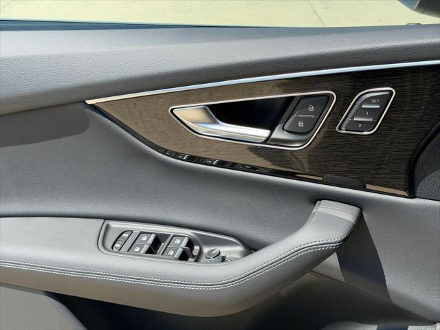 2026 Audi Q8 Premium Plus 55 TFSI quattro Tiptronic