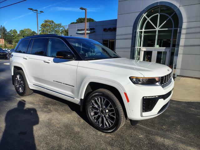 2027 Jeep Grand Cherokee GRAND CHEROKEE SUMMIT 4X4 2027 Jeep Grand Cherokee GRAND CHEROKEE SUMMIT 4X4