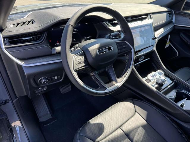 2027 Jeep Grand Cherokee GRAND CHEROKEE L LIMITED RESERVE 4X4 2027 Jeep Grand Cherokee GRAND CHEROKEE L LIMITED RESERVE 4X4