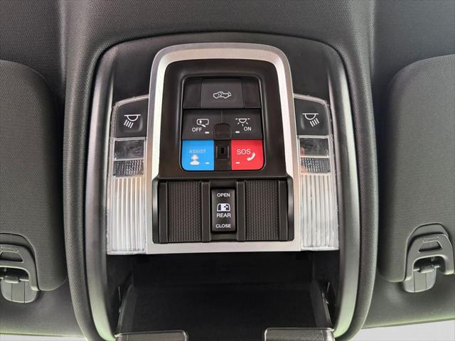 2026 Ram 1500 Rebel Crew Cab 4x4 57 Box