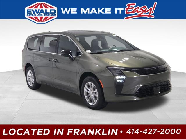 2027 Chrysler Pacifica Select for sale in Delafield, WI
