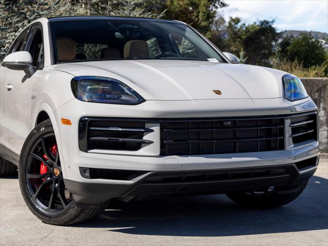 2026 Porsche Cayenne E-Hybrid S