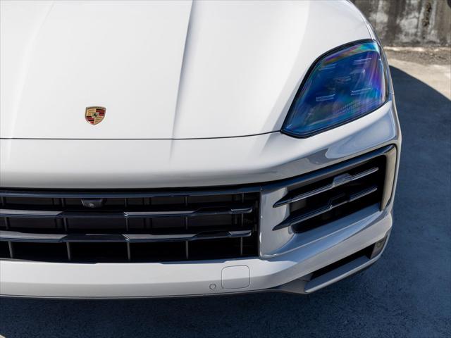 2026 Porsche Cayenne E-Hybrid S