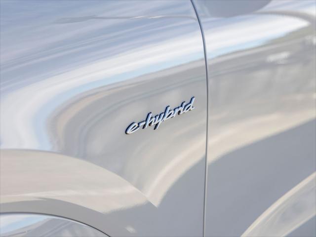 2026 Porsche Cayenne E-Hybrid S