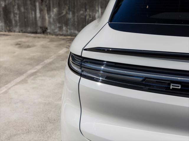 2026 Porsche Cayenne E-Hybrid S