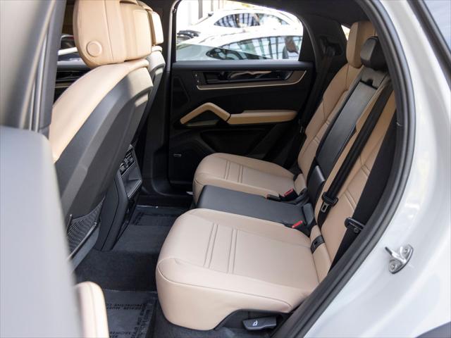 2026 Porsche Cayenne E-Hybrid S
