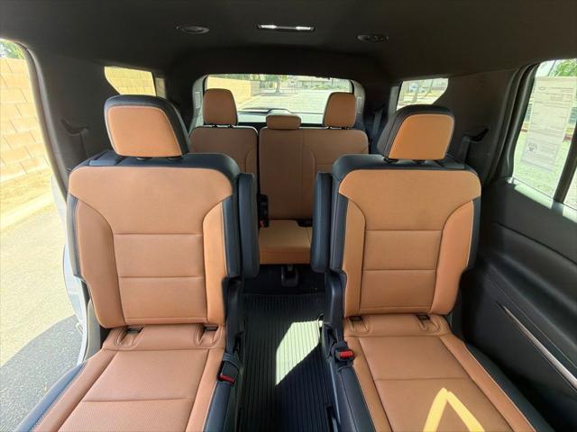 2027 Chevrolet Traverse AWD Z71