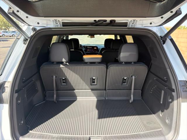 2027 Chevrolet Traverse AWD Z71
