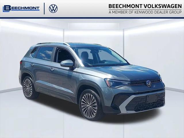 2025 Volkswagen Taos 1.5T SE for sale near Cincinnati, OH