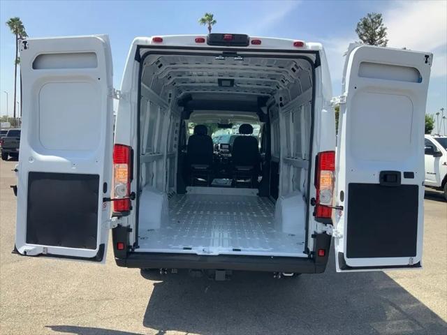 2026 Ram ProMaster Cargo Van Tradesman High Roof 159 WB EXT w/Pass Seat
