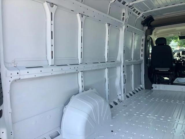 2026 Ram ProMaster Cargo Van Tradesman High Roof 159 WB EXT w/Pass Seat