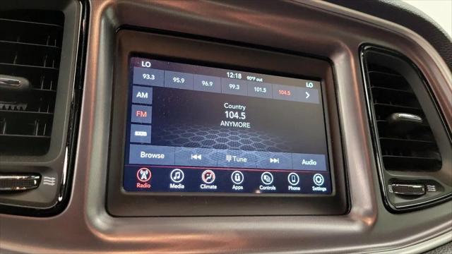 2021 Dodge Challenger SXT