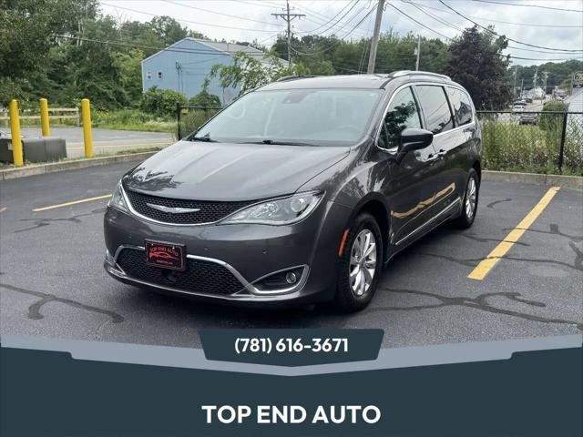 2018 Chrysler Pacifica Touring L for sale in Abington, MA