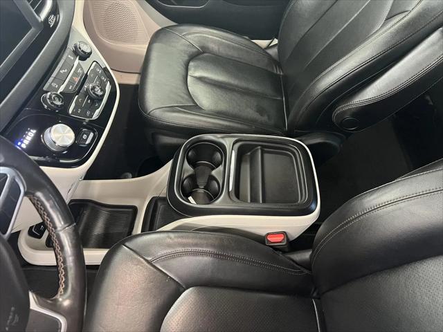 2020 Chrysler Pacifica Touring L