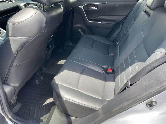 2021 Toyota RAV4 XLE Premium