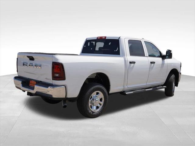 2026 RAM Ram 3500 RAM 3500 TRADESMAN CREW CAB 4X4 64 BOX