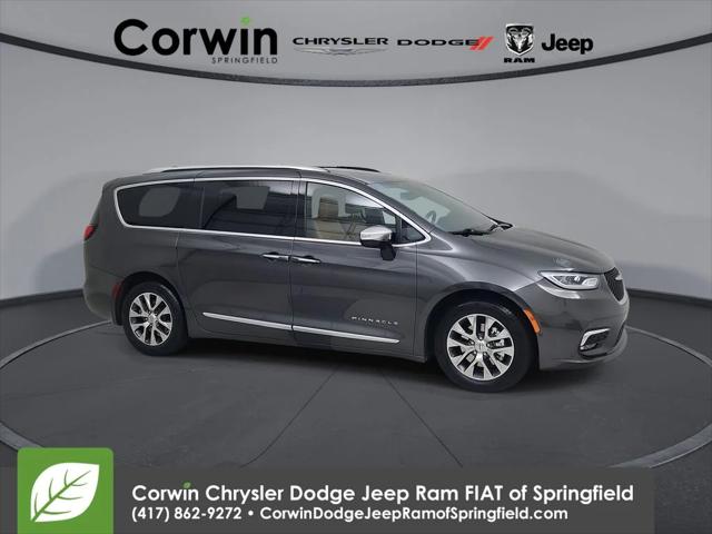 2023 Chrysler Pacifica Hybrid Pinnacle for sale in Springfield, MO