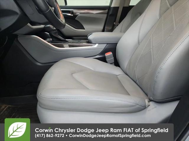 2023 Toyota Highlander Platinum