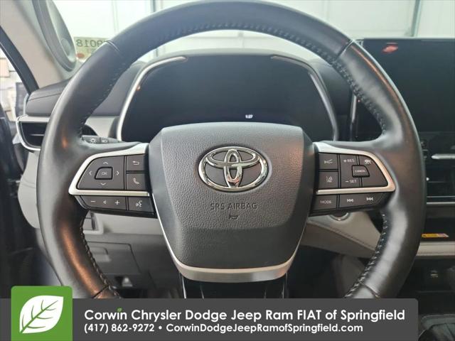 2023 Toyota Highlander Platinum