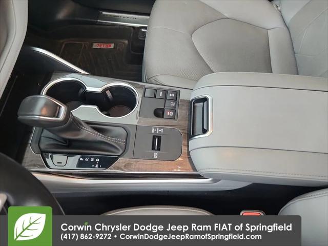 2023 Toyota Highlander Platinum
