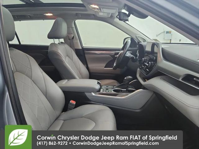 2023 Toyota Highlander Platinum