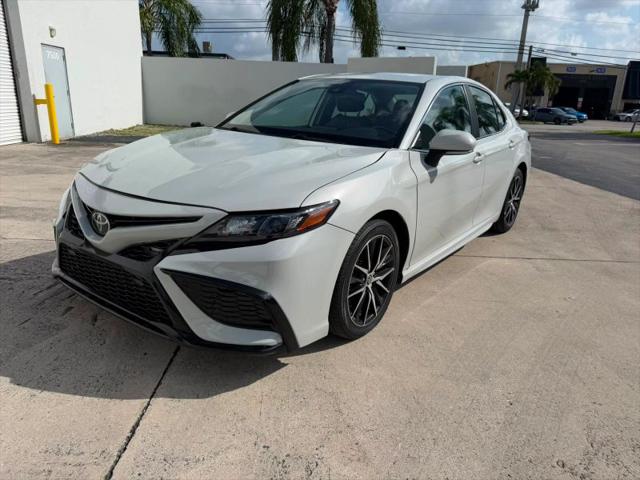 2023 Toyota Camry SE for sale in Miami, FL