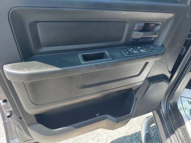 2018 Ram 1500 Tradesman Quad Cab 4x2 6'4" Box