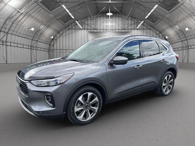 2023 Ford Escape Platinum for sale in Puyallup, WA