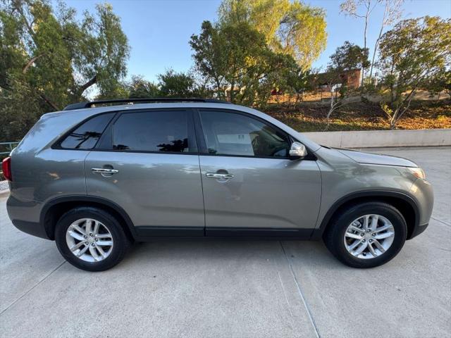 2014 Kia Sorento LX