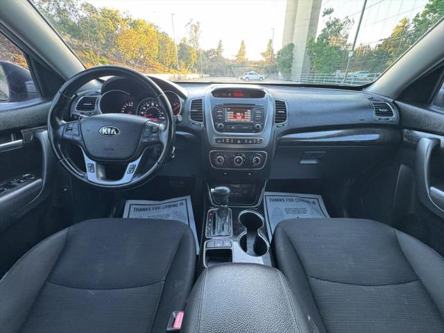 2014 Kia Sorento LX