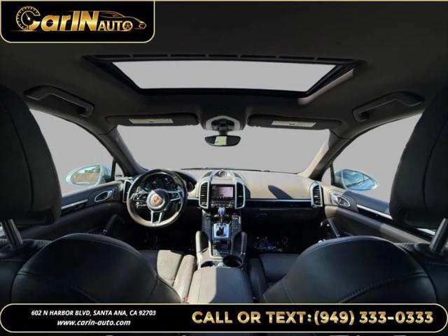 2017 Porsche Cayenne Platinum Edition