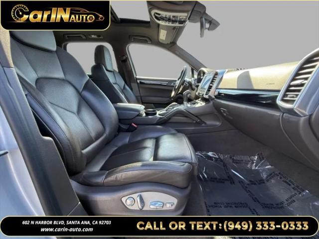 2017 Porsche Cayenne Platinum Edition