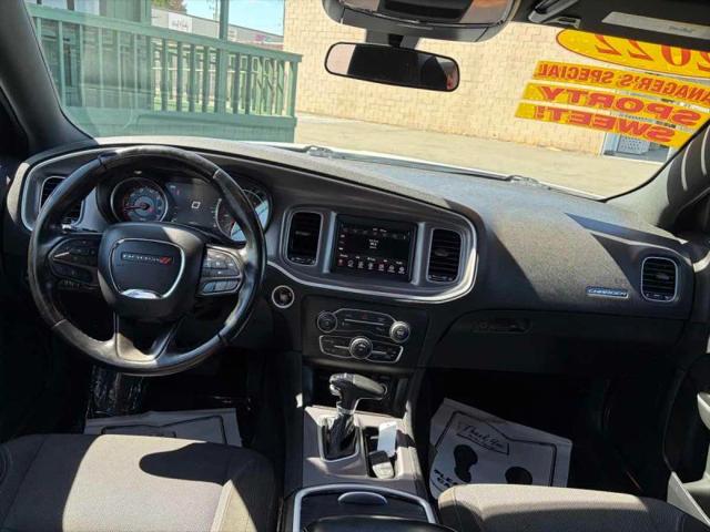 2022 Dodge Charger SXT RWD