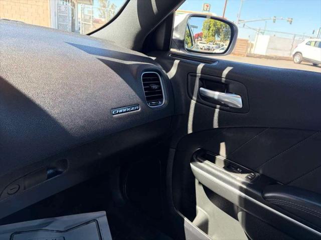 2022 Dodge Charger SXT RWD
