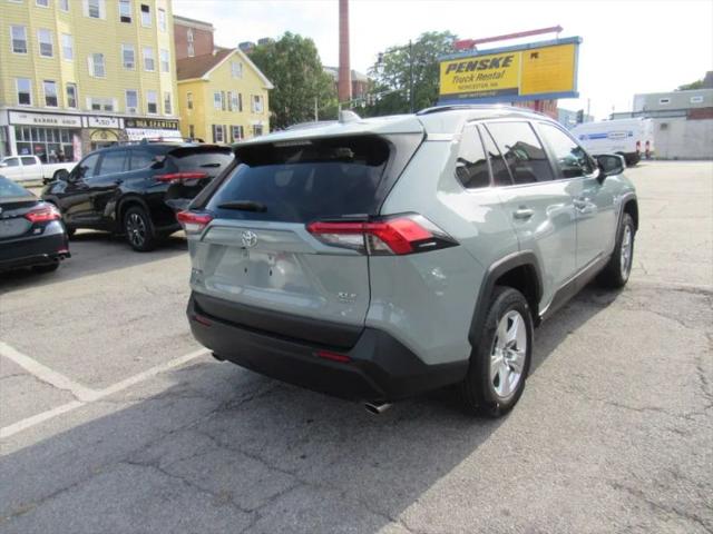 2021 Toyota RAV4 XLE