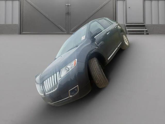 2013 Lincoln MKX Base for sale in Harris, MN