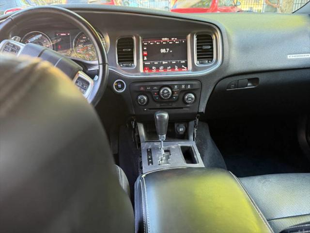 2014 Dodge Charger R/T Plus