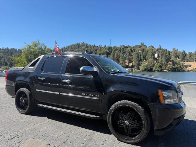 2011 Chevrolet Avalanche LTZ for sale in Crestline, CA