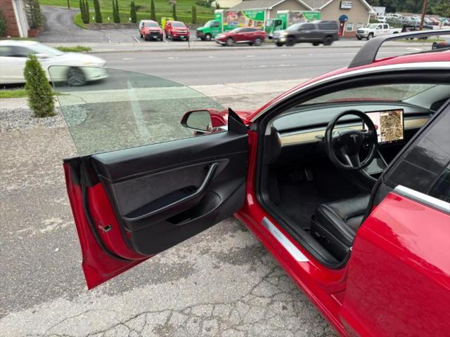 2019 Tesla Model 3 Mid Range